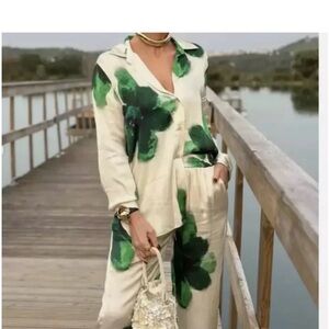 Zara Cream Button-Down Shirt with Green Floral Wash